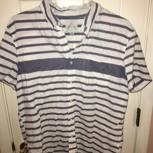 American Eagle casual button down